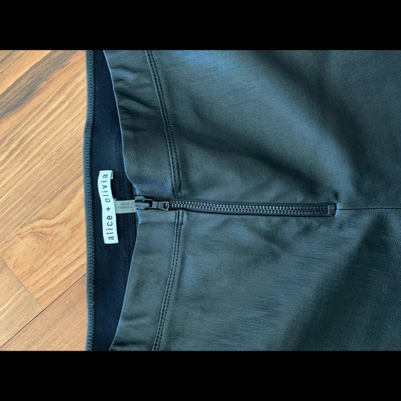Alice + Olivia Front ZIP Leather and Suede Legging - Picture 2 of 5